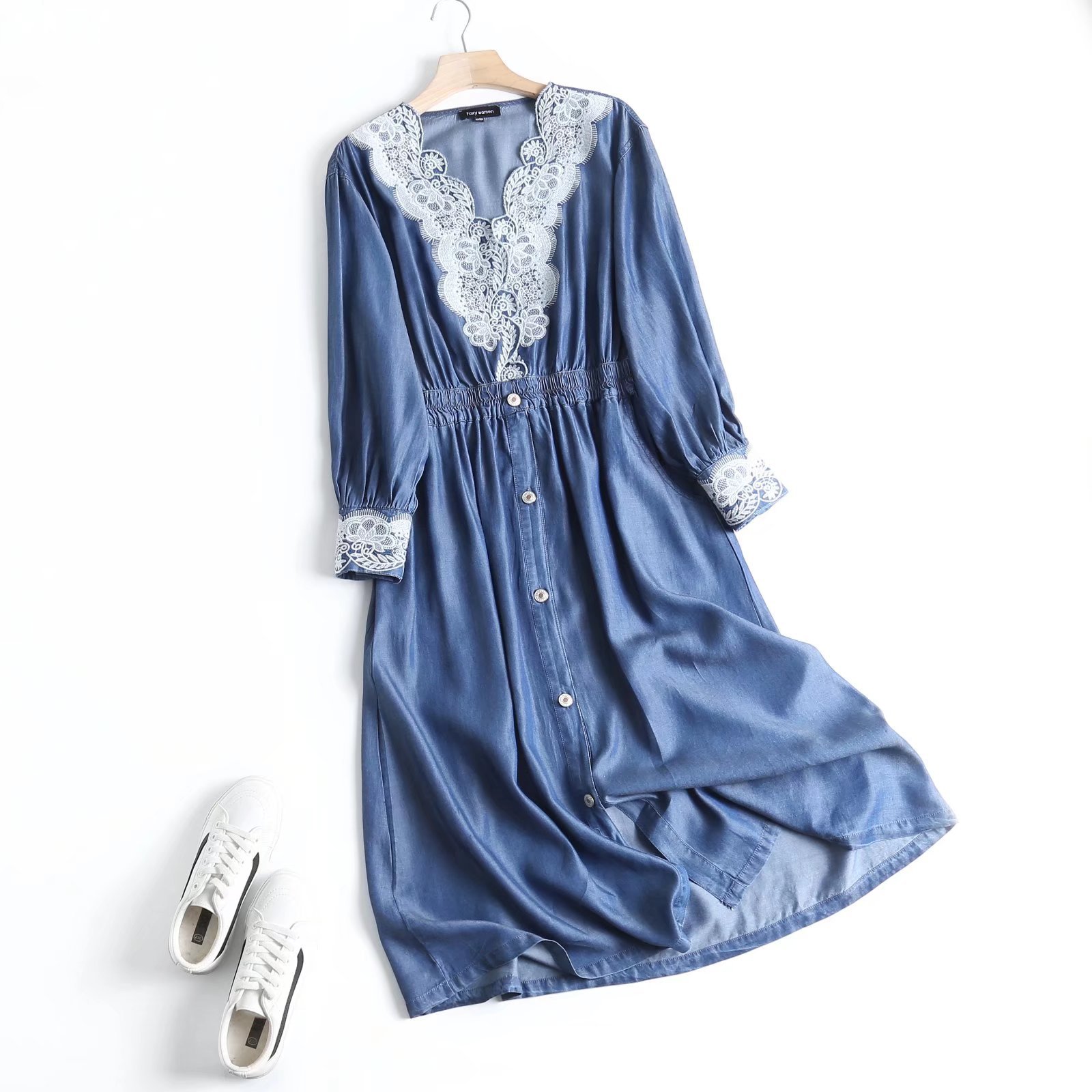 stitching long-sleeved v neck breasted lace denim dress NSLQS129903