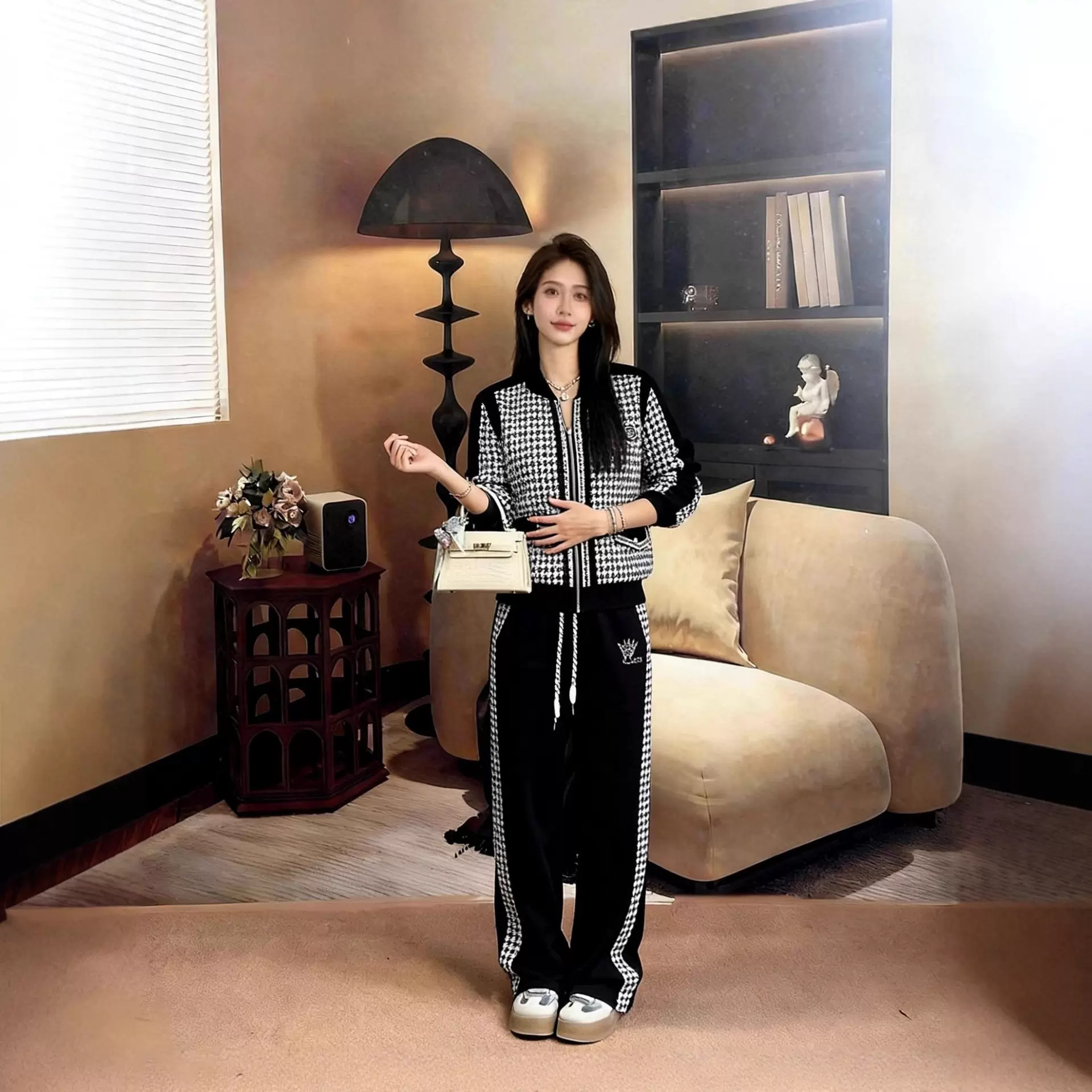 秋冬显瘦气质休闲运动套装中老年人运动服套装女2025新款俩件套