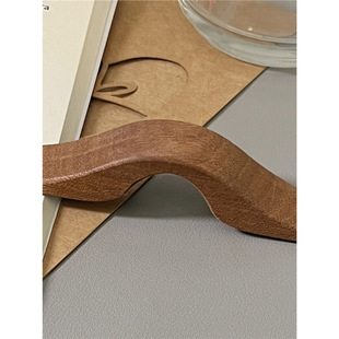 Antique Portable Lightweight Wooden Thumb Bookmark Book Page Holder Wooden Crafts Hand-Type Bookmark