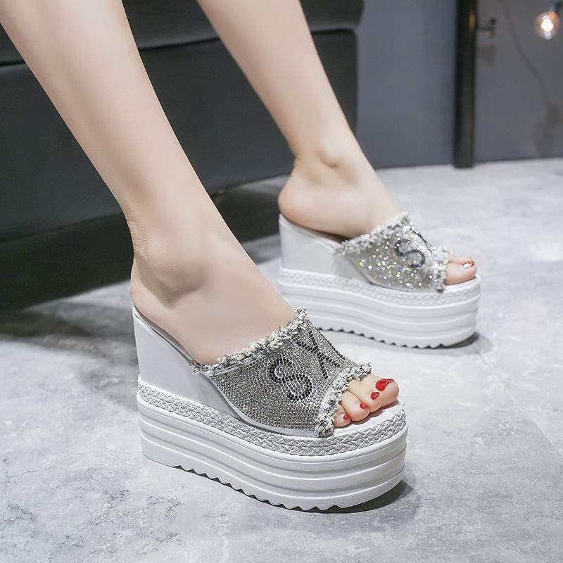 拖鞋女夏天超厚底内增高跟11cm松糕坡跟一字拖时尚性感鱼嘴凉脱鞋