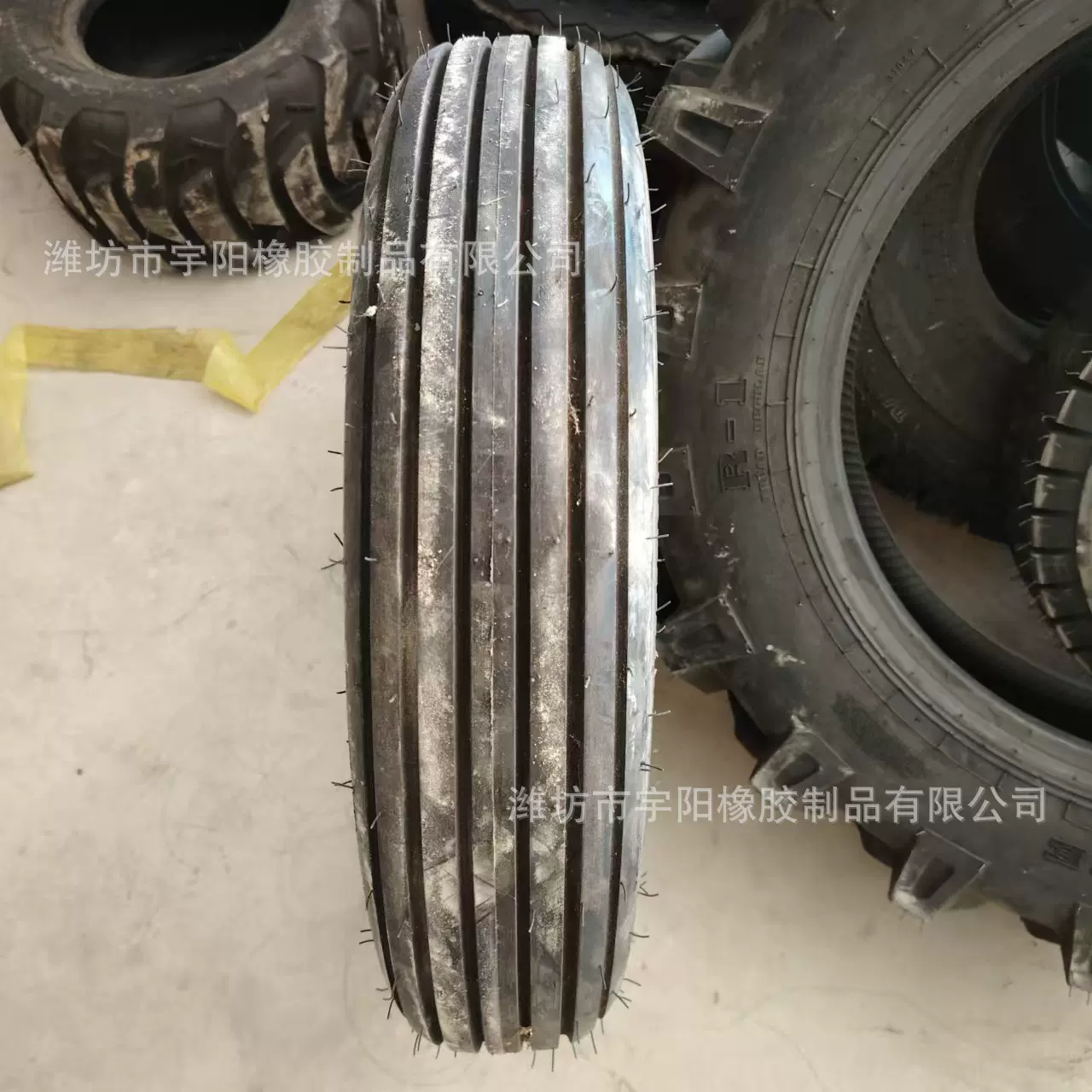 导向轮胎 水曲花纹 5.70-15    农用车前轮轮胎