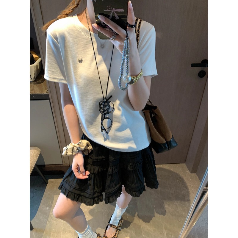 Mochu Blogger's Personal Collection: Round-Neck, Slim-Fit Short-Sleeve T-Shirt with a Three-Dimensional Pony Patch Design Mq1196 Mochu Blogger's Personal Collection: Round-Neck, Slim-Fit Short-Sleeve T-Shirt with a Three-Dimensional Pony Patch Design Mq1196