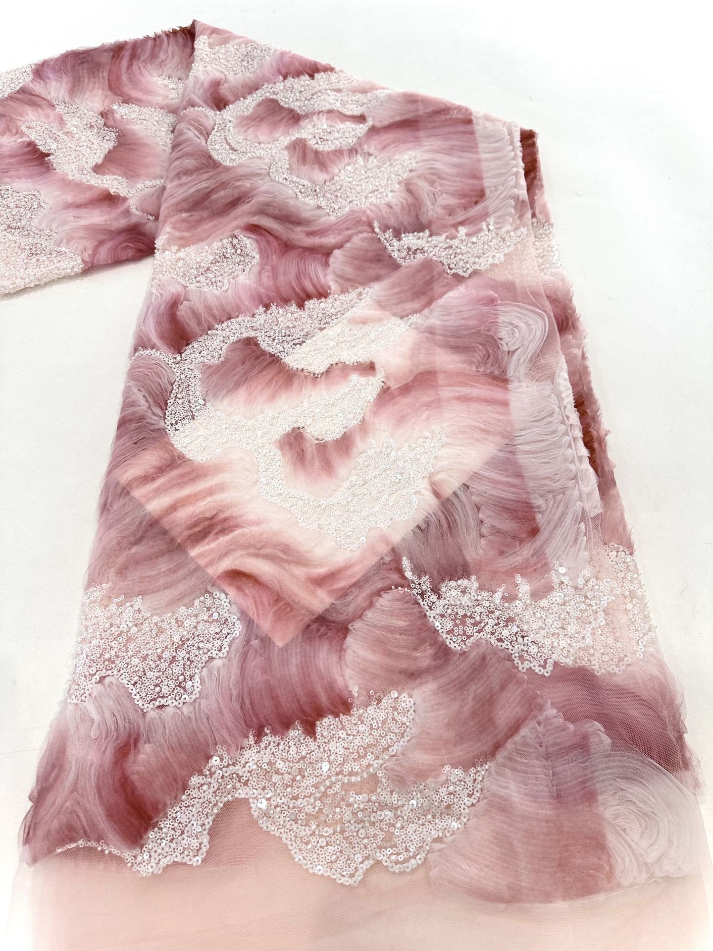 Tejido de vestido de boda ondas tridimensionales flor de sequilla vestido tela de moda rendimiento vestido de baile tela bordada