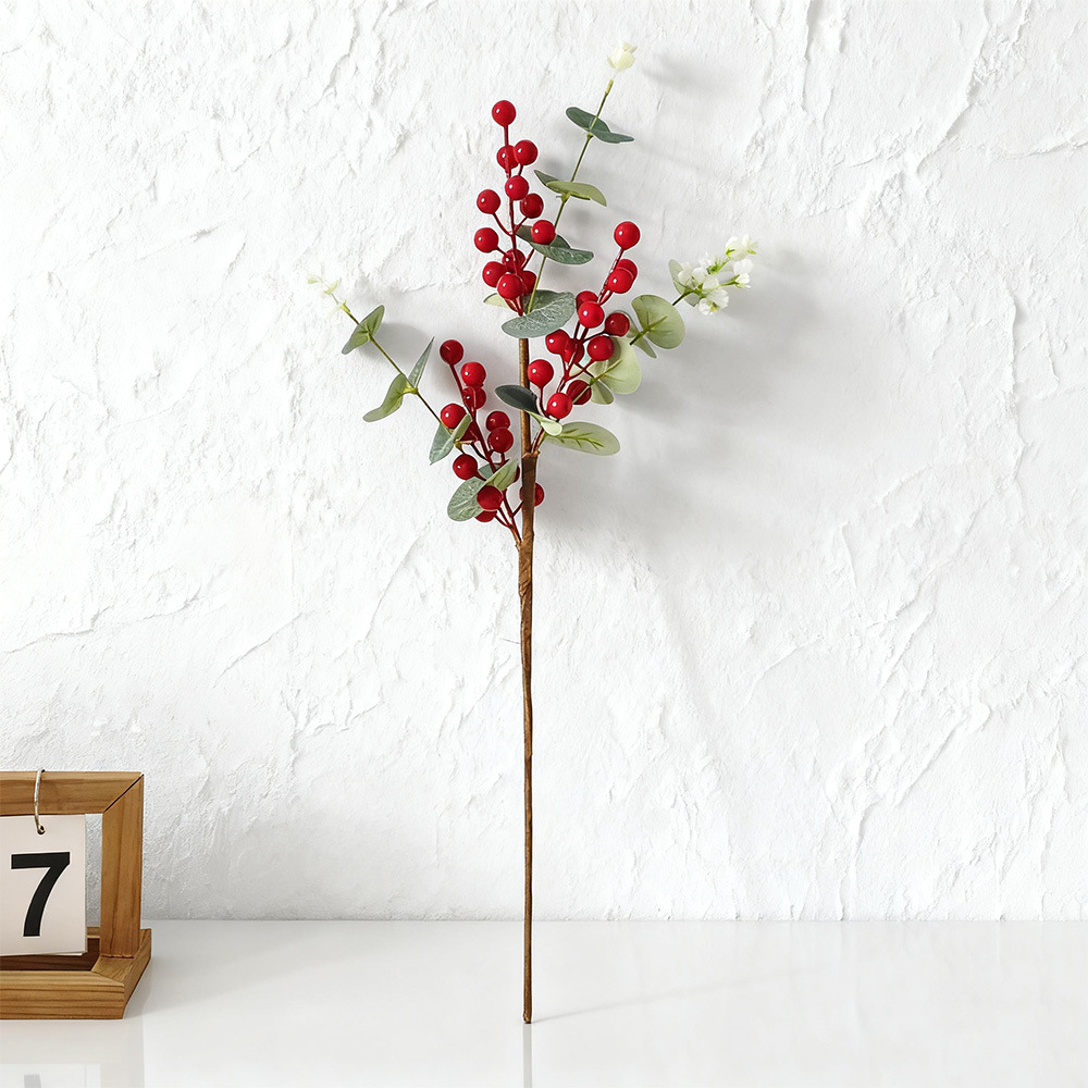 Juggernaut de bayas de eucalyptus decoración de Navidad árbol de Navidad Juggernaut atmósfera de Navidad adornos de fruta roja Amazon 2025