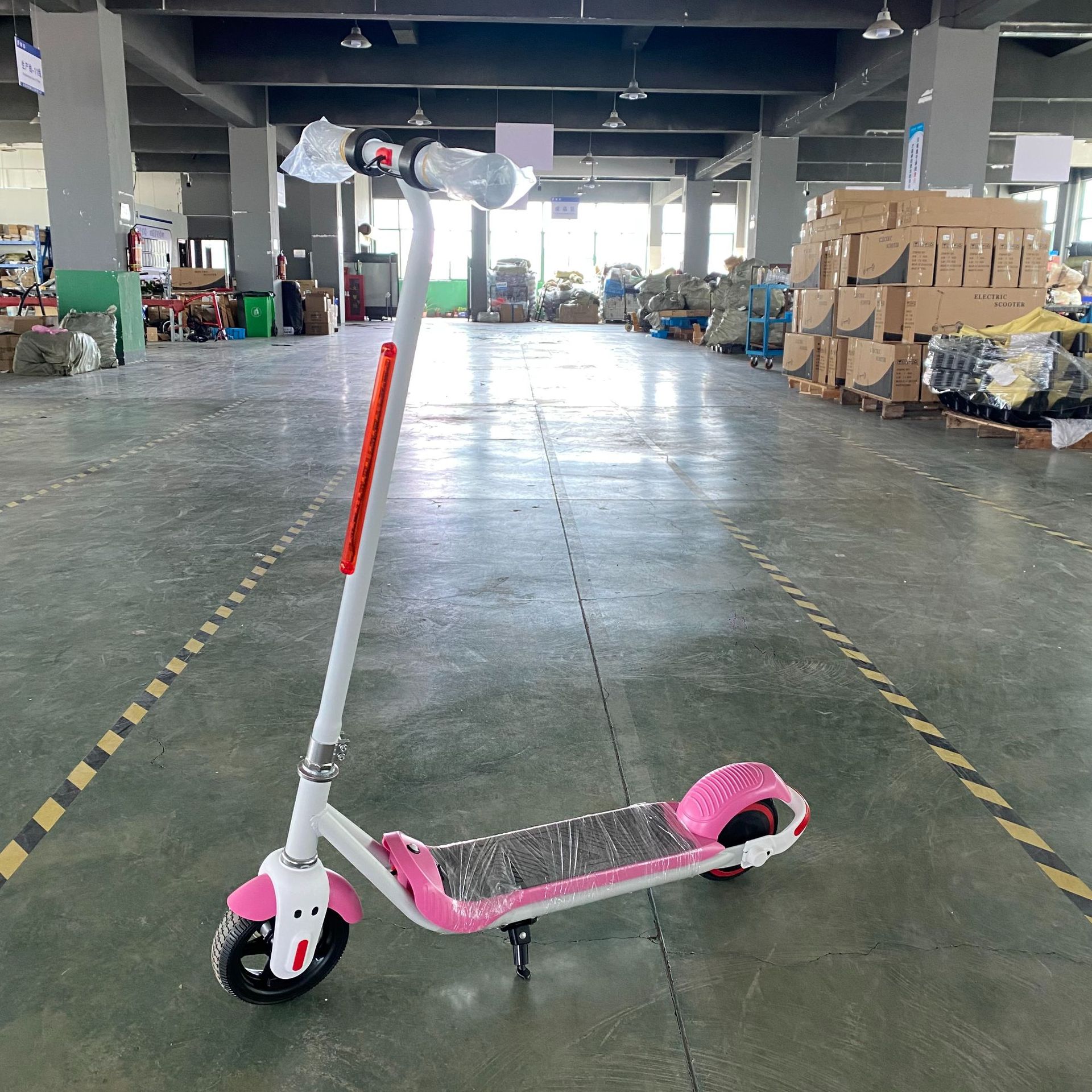 E01 child electric scooters 32