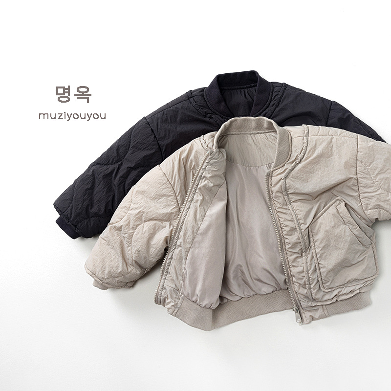 Niños de moda simple con ropa de algodón ligera para niños 2025 invierno nuevo estilo de chaqueta de algodón coreano para niños y niñas chaqueta cálida