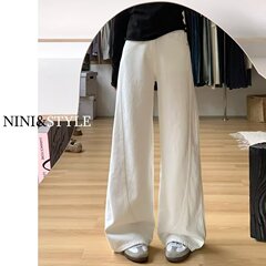 大きいサイズのハイエンドホワイトシンプルなハイウエストワイドレッグジーンズ女性のための春の新しいルーズファットmmドレープスコビーパンツ