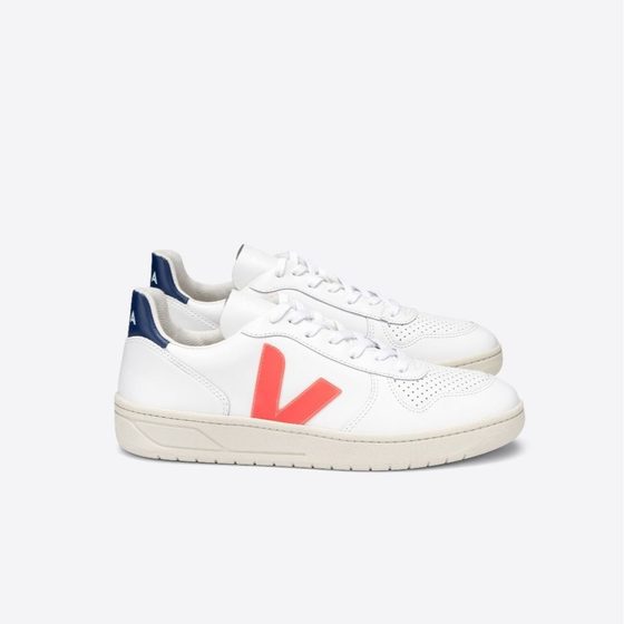 2024 new white shoes low-top sneakers men's and women's same fashion all-matching casual shoes couple's German training shoes Sports