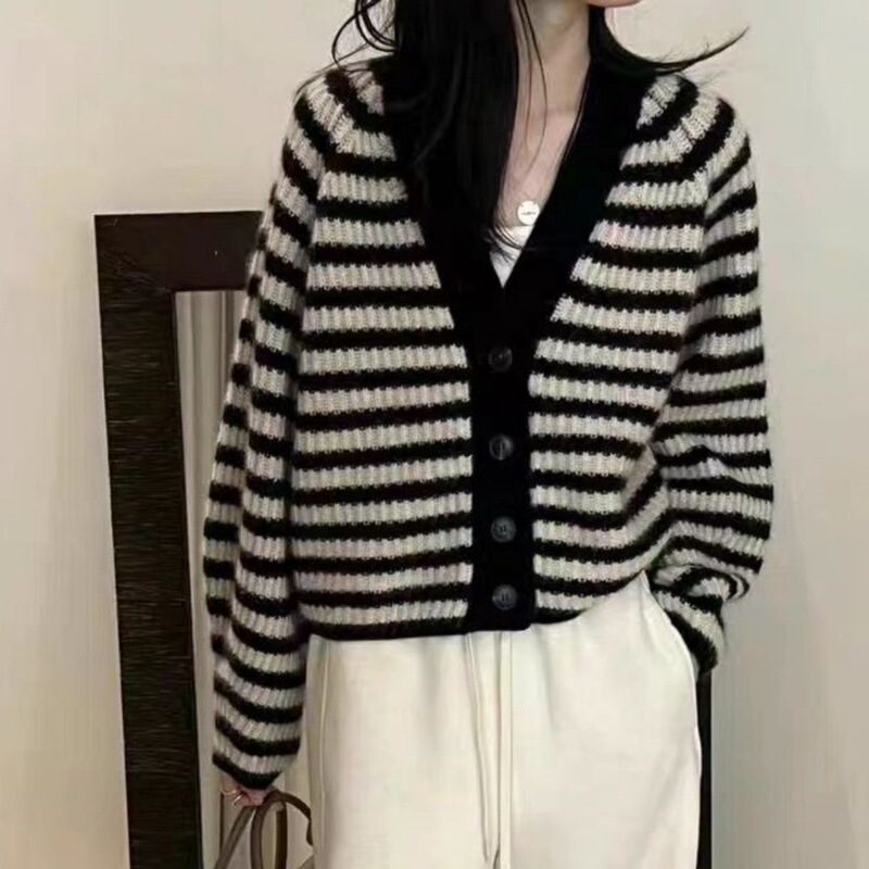 2026 Autumn New Cardigan Chanel Style Women's Knitted Sweater Outfit Striped V-Neck Thick Trendy Sweater