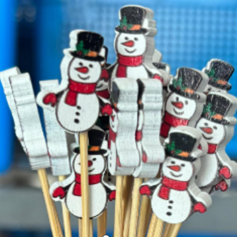 Palo de fruta de Navidad 100 unids/pack palo de bambú desechable Santa Claus fruta tenedor Pino alzo palo de fruta