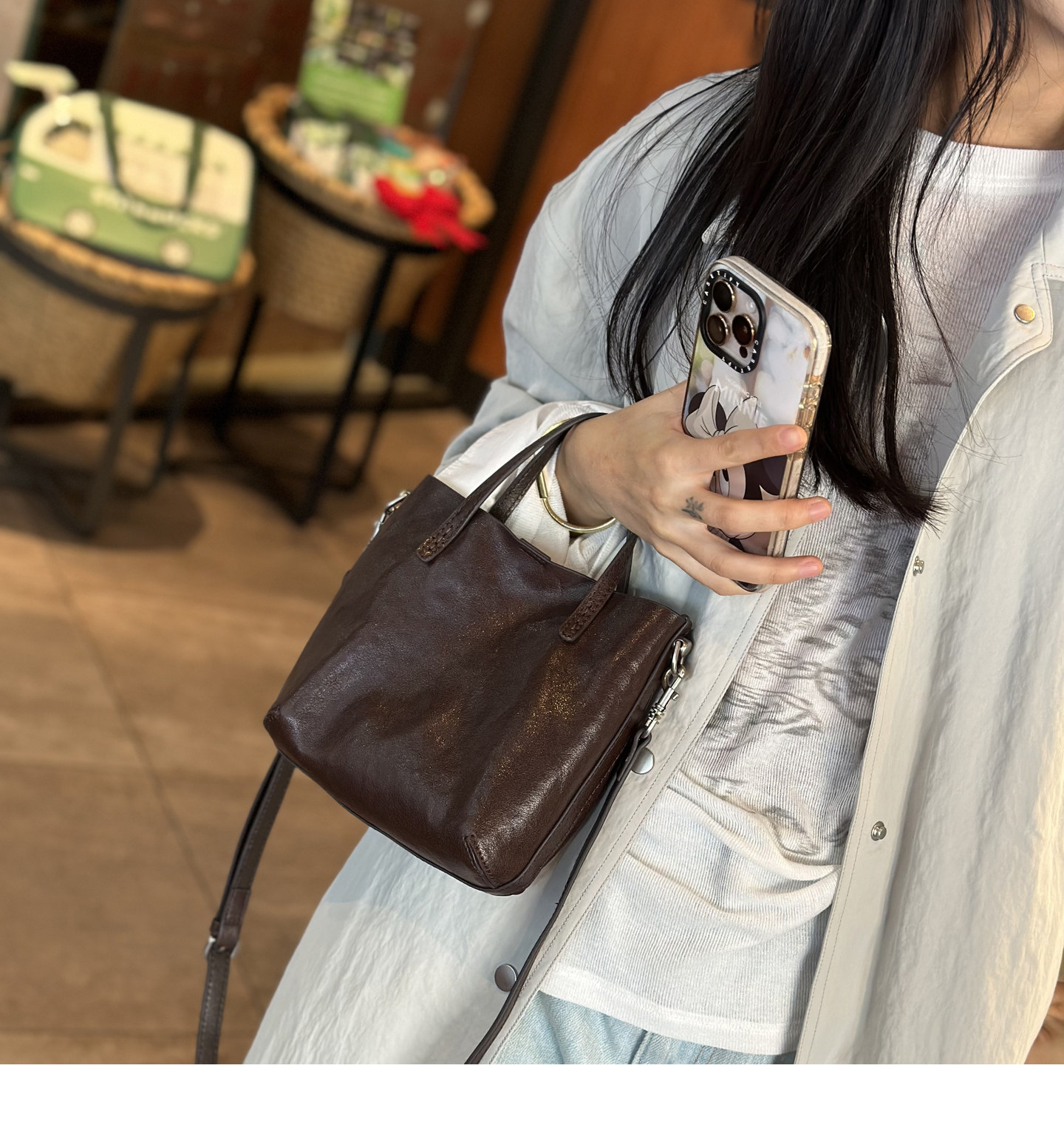 Women's Large Capacity Leather Bucket Shoulder Bag Commuter_voghion.com