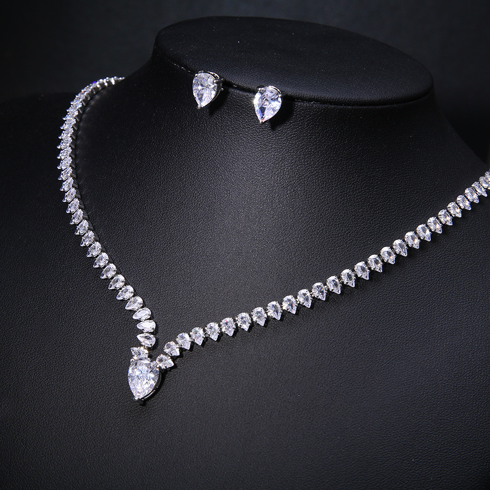 Jewelry Set in White Color