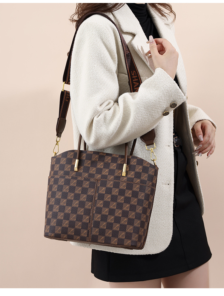 Single-shoulder bags, foreign trade women's bags, this year's popular small bags, women's bucket bags, fashionable and niche hand-held versatile crossbody bags undefined