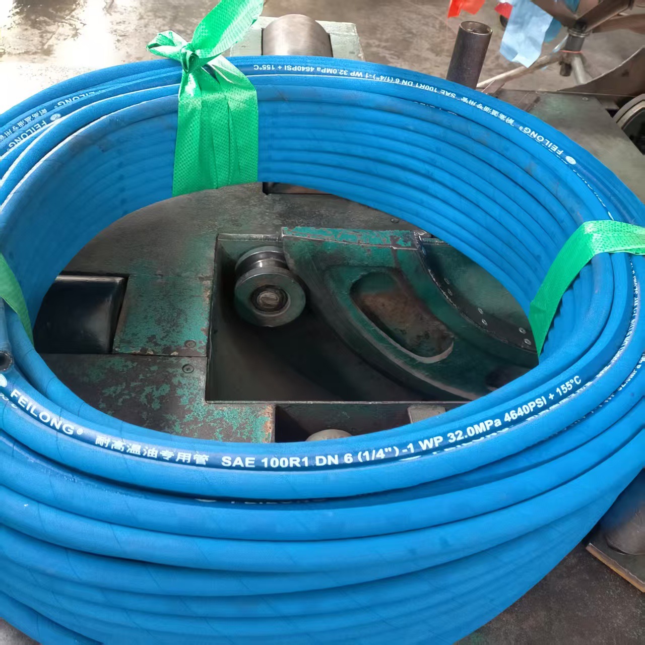 工程机械液压胶管总成钢丝编织高压胶管挖掘机煤矿电厂输油耐压