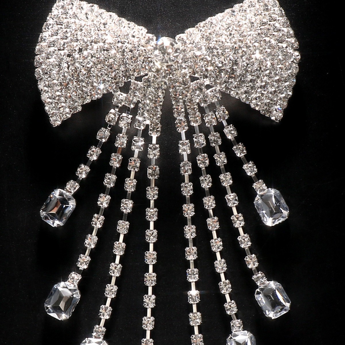 Europa y América industria pesada de diamante mariposa cabello de diamante de diamante de corte lateral clip de moda cabeza de viaje