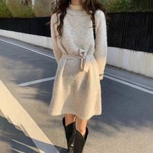 高级感系带蝴蝶结针织洋装女秋新款宽松显瘦洋派套头毛衣中长版