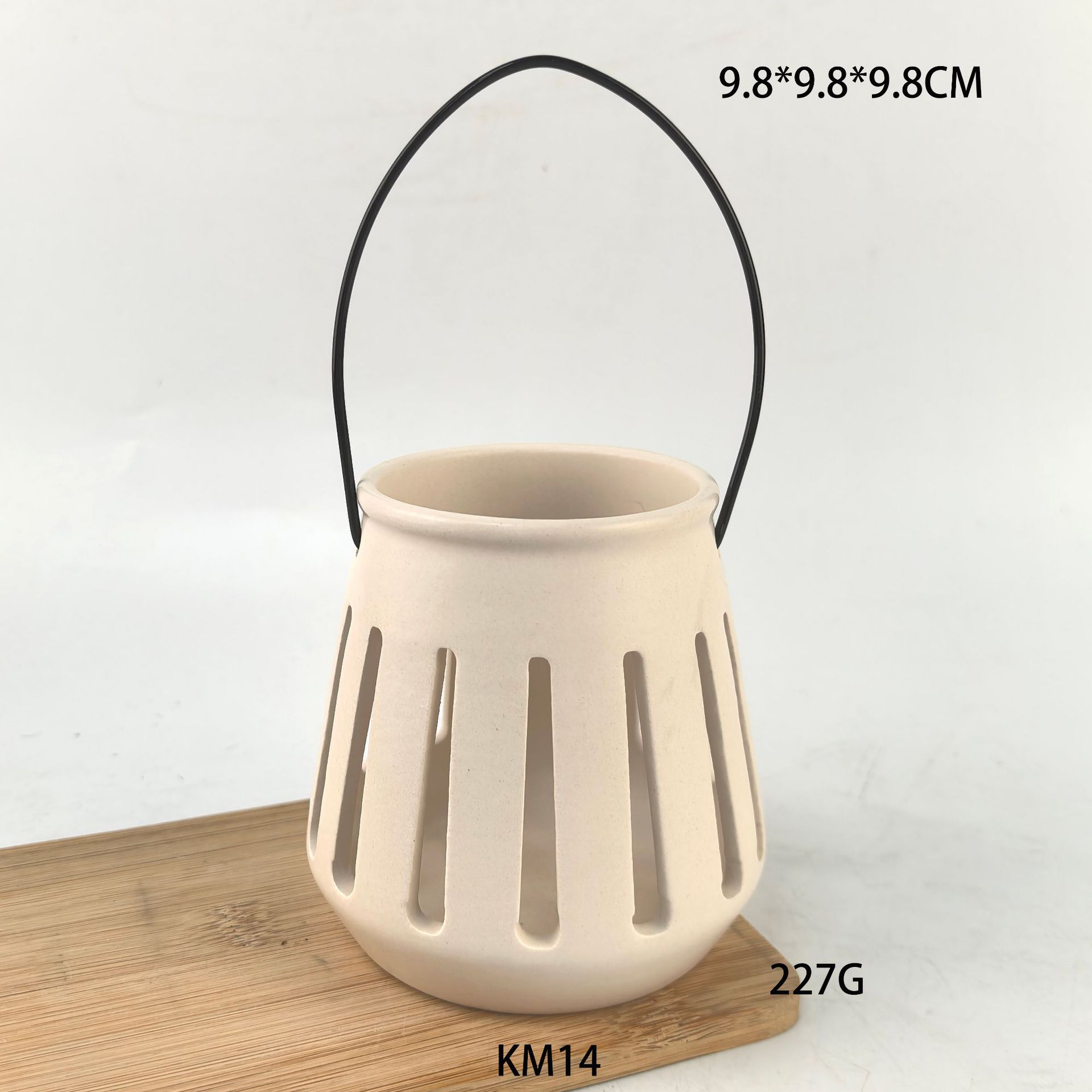 Nuevo estilo transfronterizo linterna simple china jardín decoración del hogar candelabro creativo europeo impermeable al aire libre luz de viento portátil