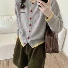 2025秋冬新款女装韩系设计感圆领毛衣长袖针织开衫气质上衣外套女