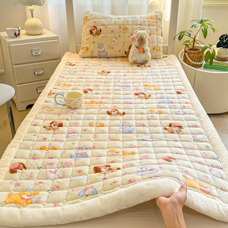 Colchón de terciopelo caliente de invierno de clase A materna y infantil colchón de terciopelo de leche colchón tatami dormitorio colchón de dormitorio