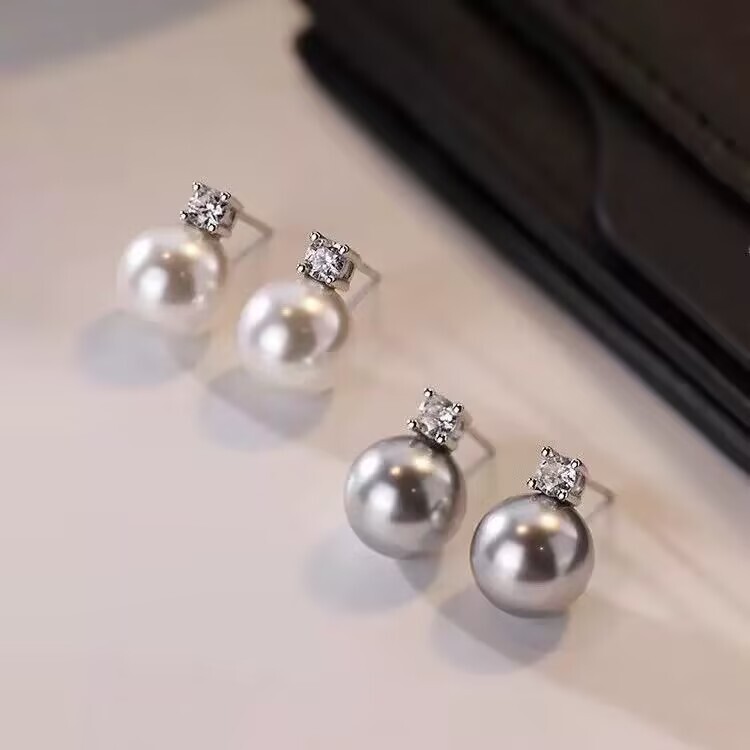 Tiktok Trending Korean and Japanese Pearl Earrings Simple Romantic Commuter Versatile Earrings French Style Princess Diana Same Style Light Luxury Cross-Border