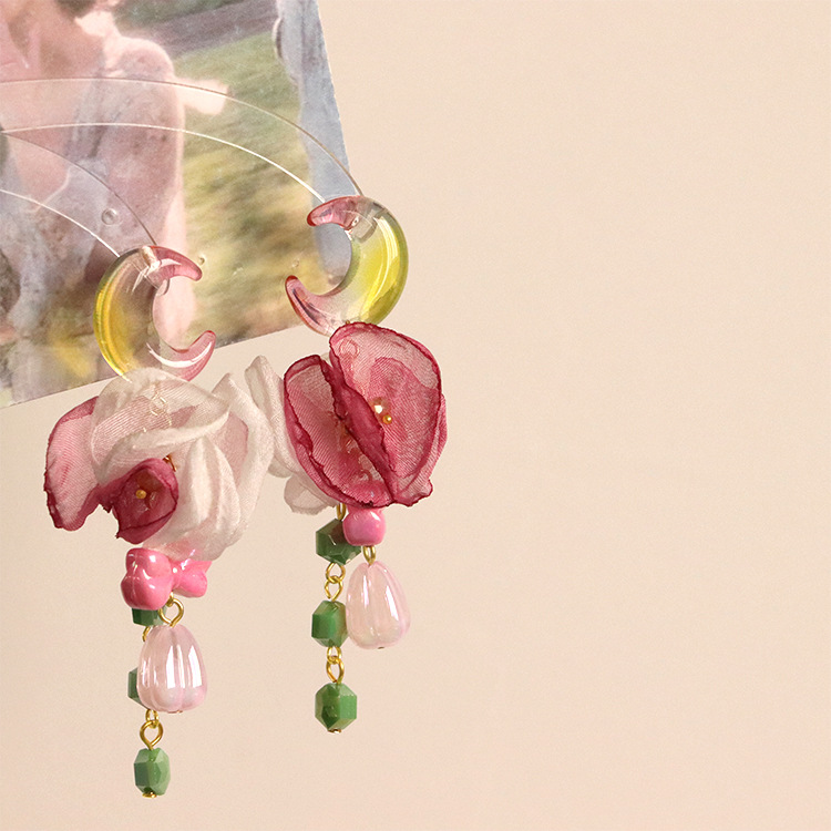 Genuine design summer white green earrings jade