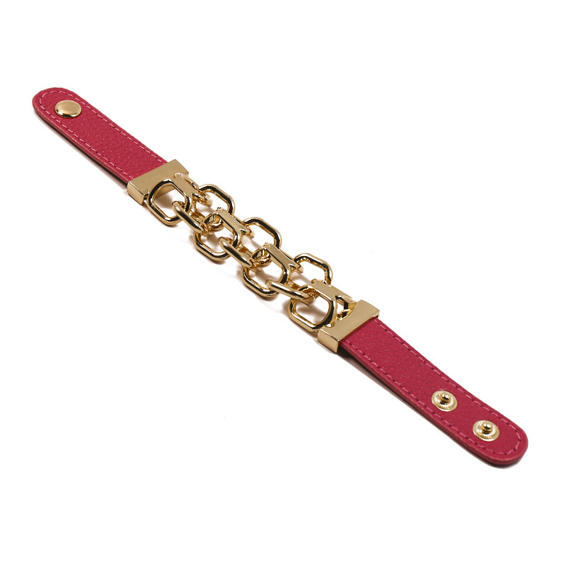 Bracciale in pelle PU tinta unita con personalità europea e americana, tendenza della personalità punk, foto di strada casual e neutra_voghion.com