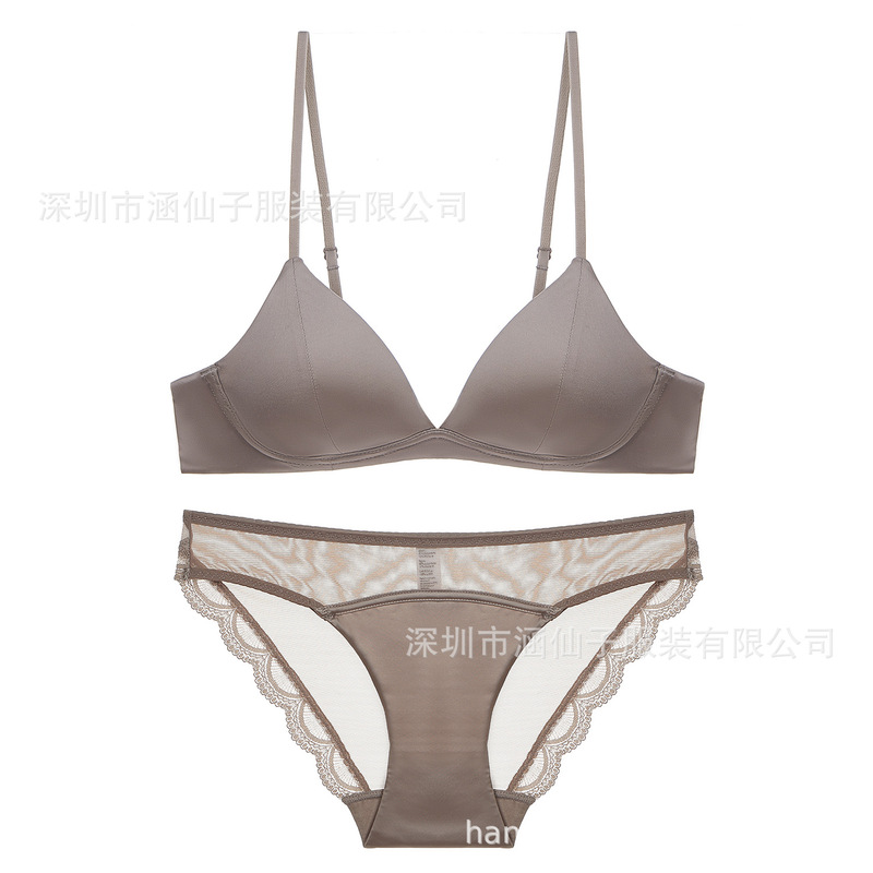 Original French Intimates for Women with Small Breasts, Thin Triangular Cup Bra for Women, Summer Thin, No Rims, Comfortable and Not Empty Cup Original French Intimates for Women with Small Breasts, Thin Triangular Cup Bra for Women, Summer Thin, No Rims, Comfortable and Not Empty Cup