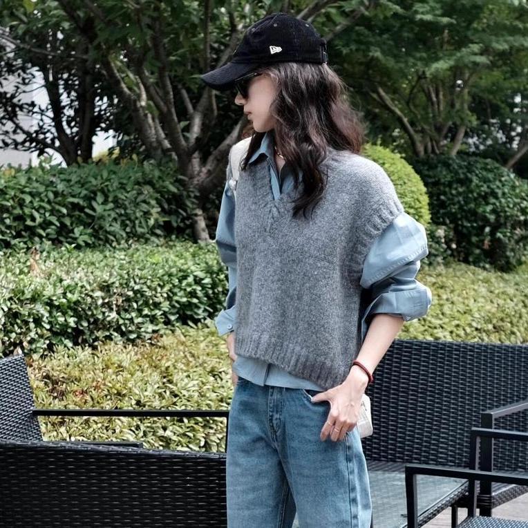 2枚の _ セットの甘いレトロな小柄な灰色のニットのベストセーター女子学生の青いシャツ|undefined