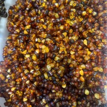 松岗工厂源头原矿蜜蜡批发沁色原皮原石多宝血珀金珀随形手串手链