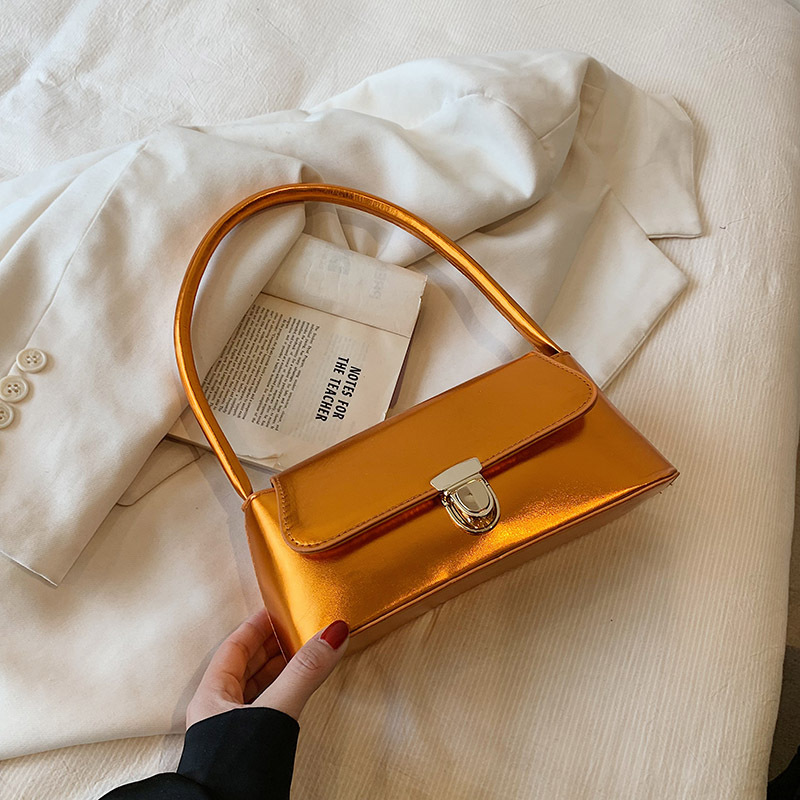 Borsa da donna lucida sotto le ascelle Borsa da donna 2023 New Trend Foreign Style Commuter Borsa a tracolla casual casual semplice piccola borsa quadrata_voghion.com