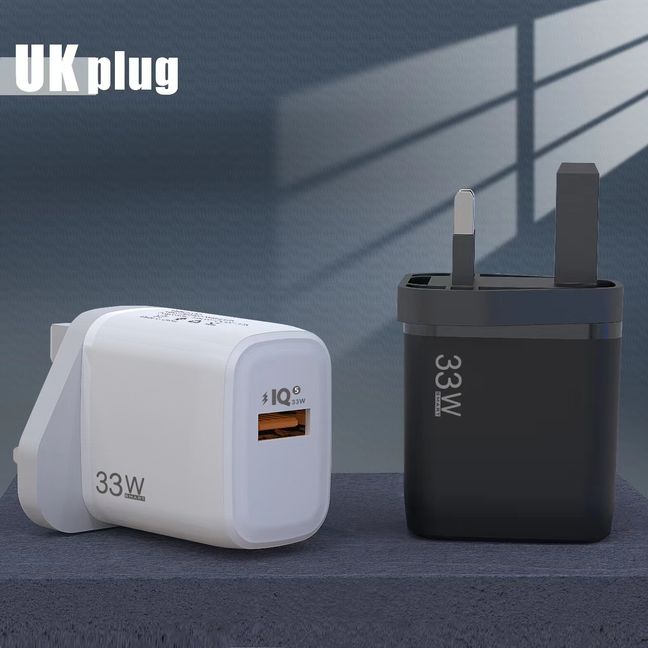 Cargador USB para teléfono móvil QC3.0, cabezal de carga rápida de 5V1A, adaptador aplicable a las normas europeas, americanas y británicas, nitruro de galio certificado