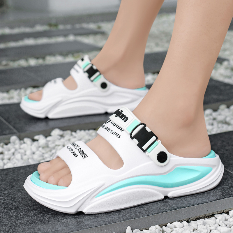 Sandalias y pantuflas transfronterizas para hombre 2025 verano nuevo ocio ligero deportes al aire libre río río río vadeo pareja zapatillas de playa