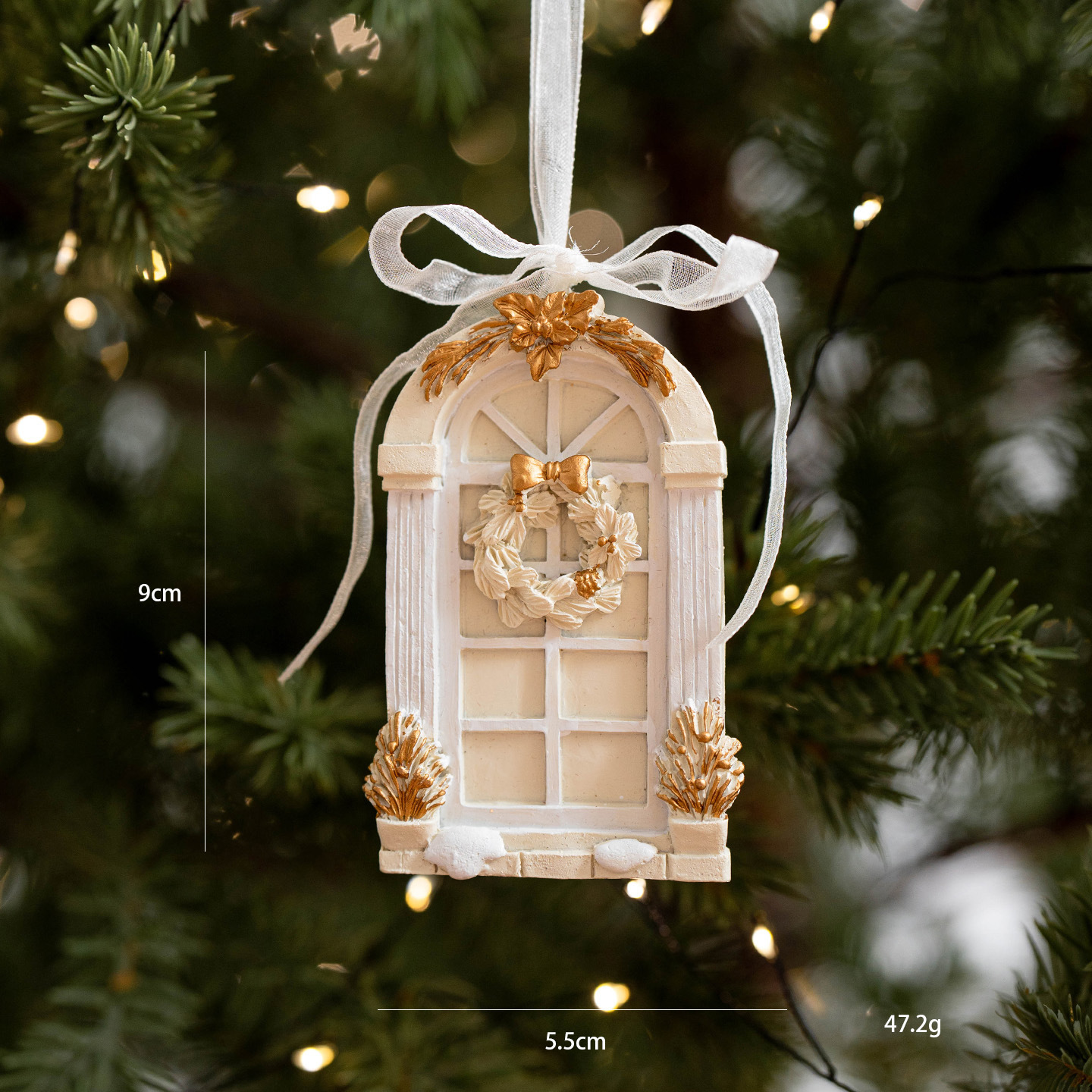 Platinum color/garland door