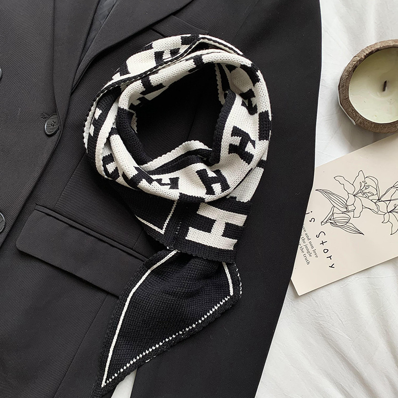 Bufandas de punto de alta sensación de nuevo estilo coreano otoño invierno versátil tablero de ajedrez perforación toallas de orejas perezosas cruzada guillera