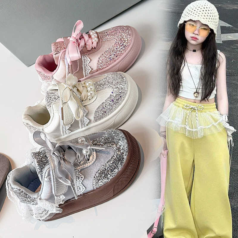 女童水晶亮片休闲鞋2025年秋上款蕾丝珍珠小白鞋儿童中大童运动鞋