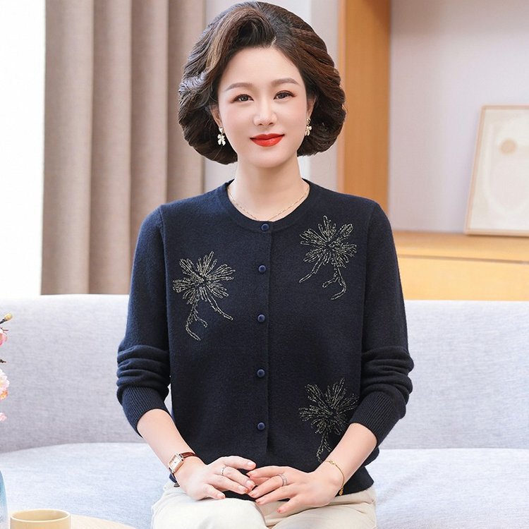 Fashion Casual Women's Clothing Mom's Sweater Knitwear Nanxi Phoenix Autumn and Winter New Daily Commuting Style Fashion Casual Women's Clothing Mom's Sweater Knitwear Nanxi Phoenix Autumn and Winter New Daily Commuting Style