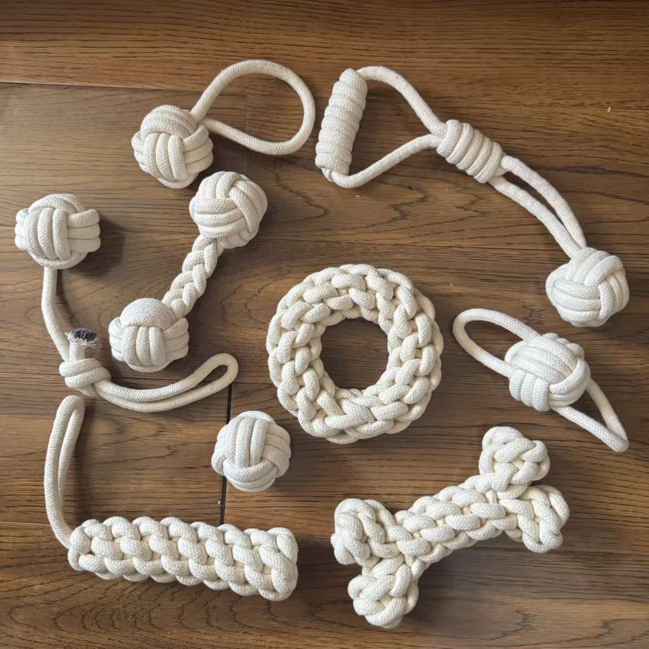 Japón y Corea del Sur exclusivamente para morder para perros, cuerda de algodón beige, molares tejidos, resistente a morder, nuevo juego de juguetes para perros, juguetes para mascotas al por mayor