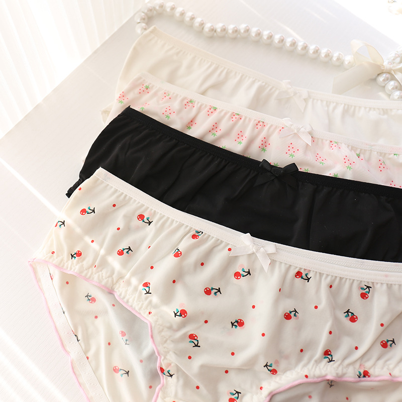 A76牛奶丝女士内裤波浪边少女三角低腰冰丝内裤印花草莓透明速干