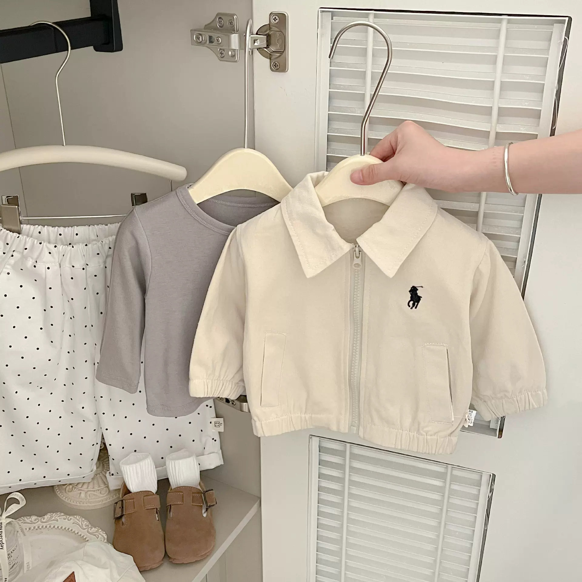 儿童外套2026春秋季男女童翻领夹克宝宝小童秋款拉链衫百搭上衣潮