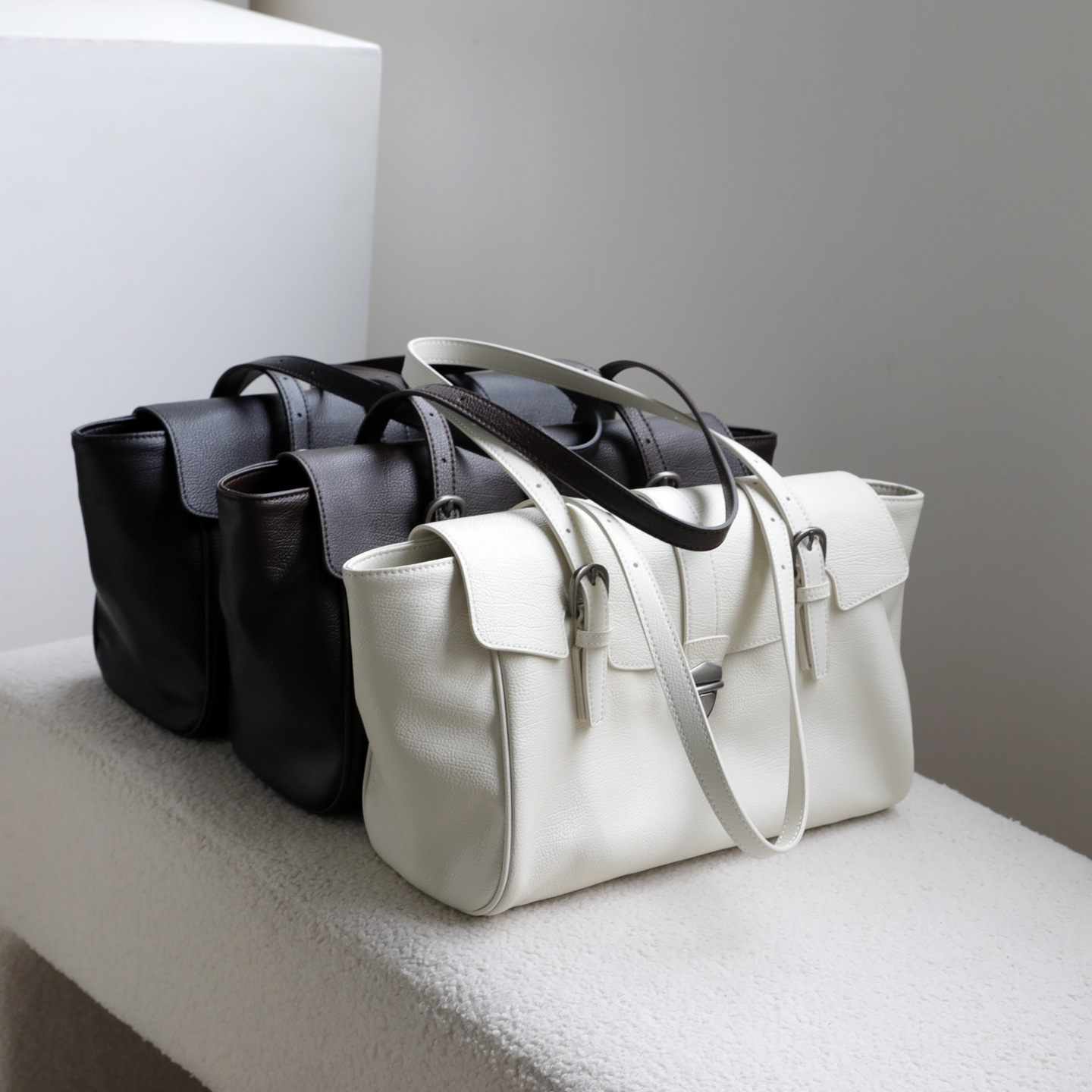 Niche New Style Baguette Bag For Women, High-End Casual Commuter Handbag, Retro Simple Shoulder Underarm Bag, Crossbody Bag