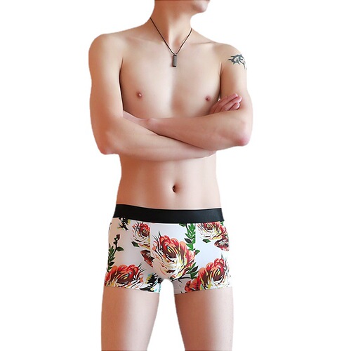 Men's underwear, men's boxer briefs, ice silk, traceless, breathable and personalized, youth sexy mid-waist boxer shorts, trendy summer
