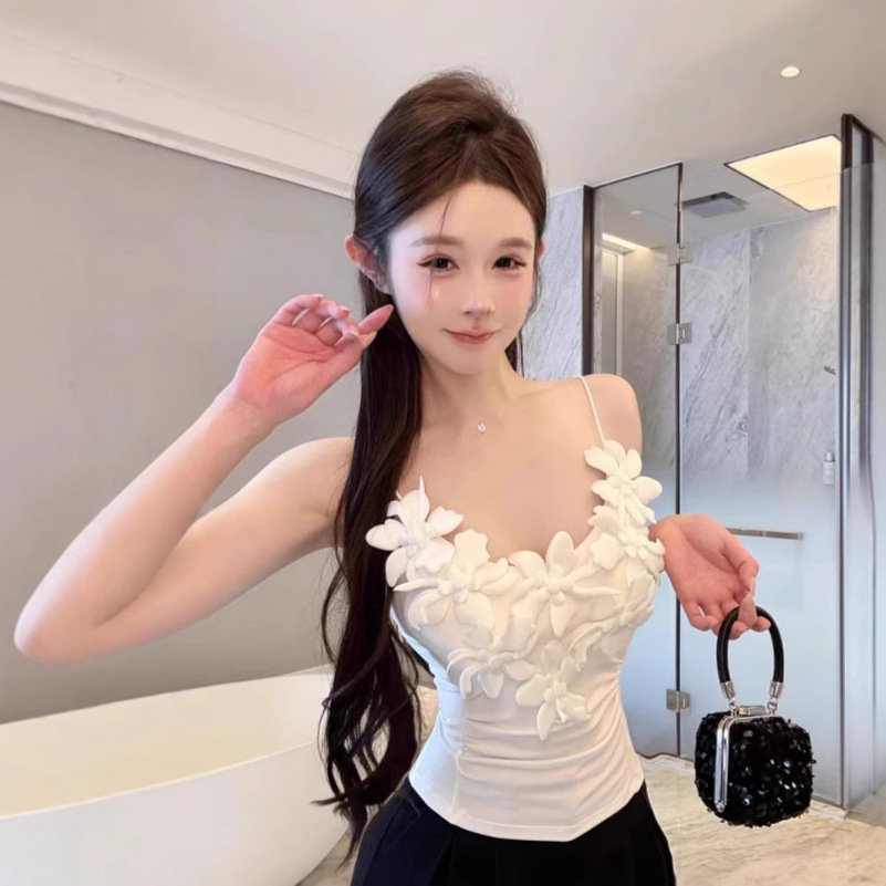 法式纯欲性感立体花朵吊带背心2025春夏新款外穿内搭修身辣妹上衣
