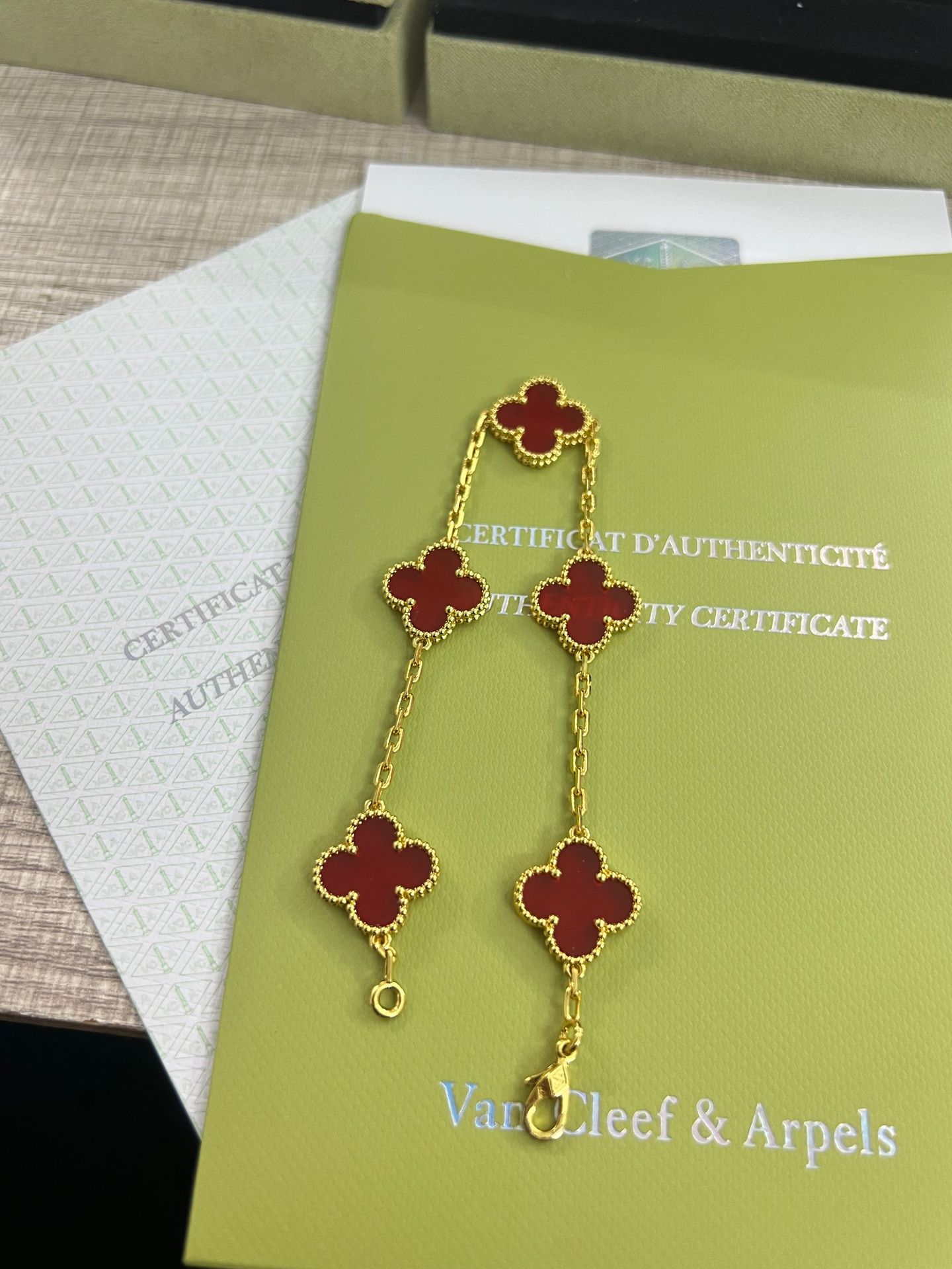 黄金色红玛瑙