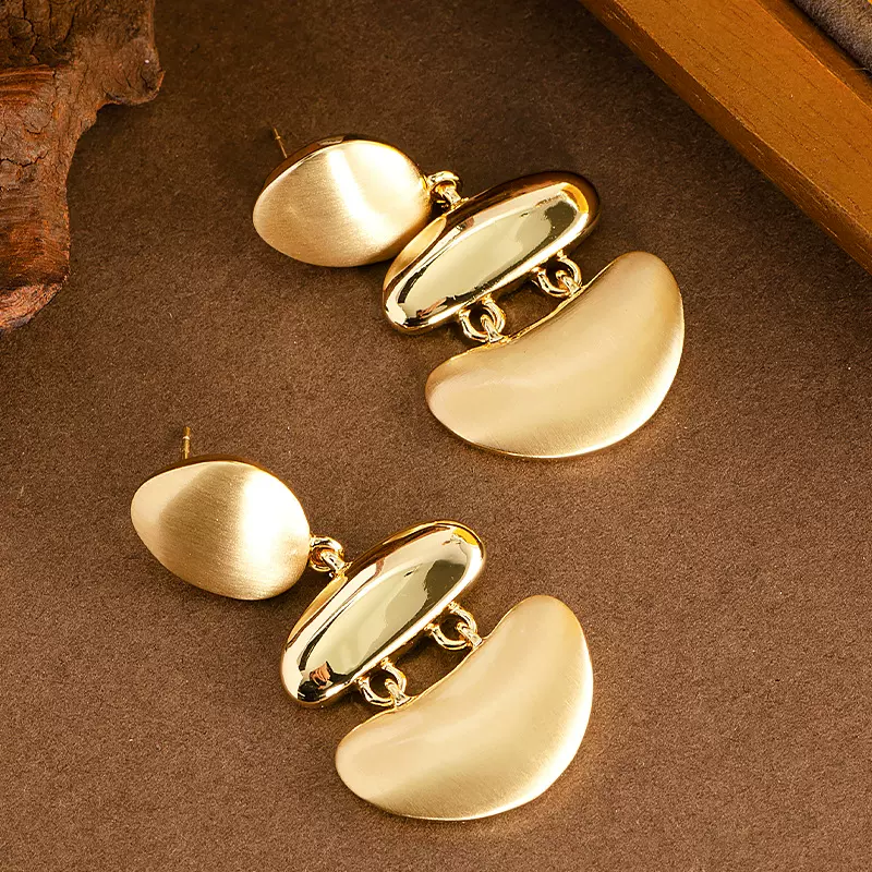 亚马逊夸张时尚网红风几何流苏耳环女小众气质简约高级感银针耳饰