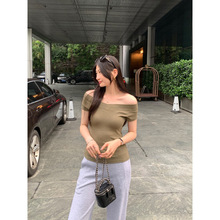 Ʒ���ۿ۲�ײ��p�gһ���I����T��Ů�ļ�2026�����@��¶��С����