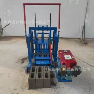 特价出售柴油动力水泥砖机两孔空心砖混凝土制砖机免烧打砖机