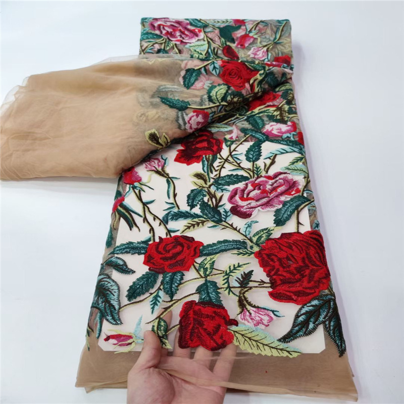 蔷薇花刺绣古典盘带立体绣花面料 网纱礼服旗袍刺绣盘带绣花布料