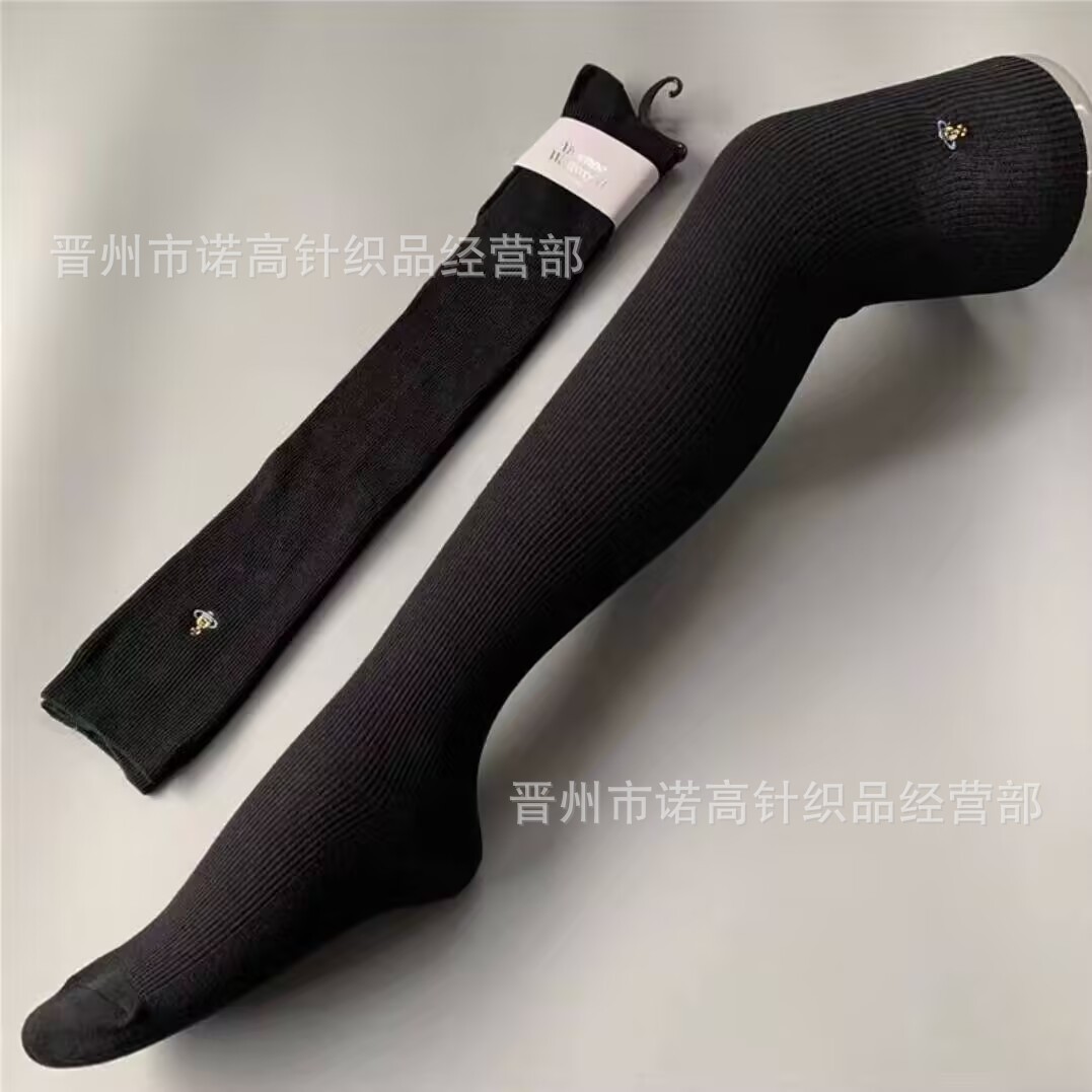 Calcetines japonesas bordadas Saturno rodilla sobre rodilla calcetines sólidas escolares de doble aguja peinadas calcetines de algodón