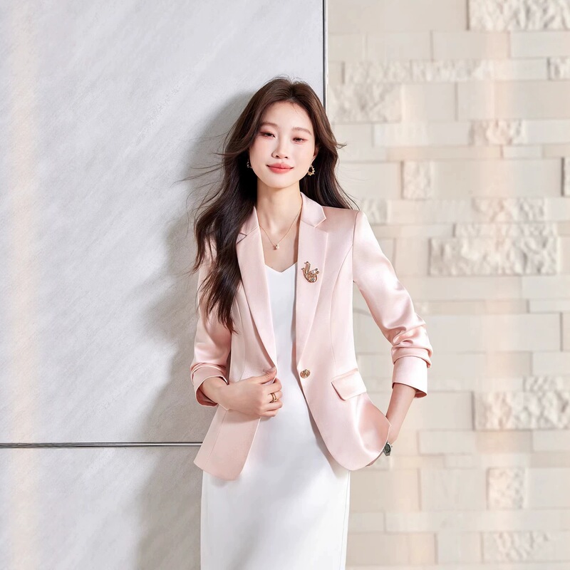 Khaki blazer for women, new spring/autumn style, casual, niche Korean fashion, waist-cinching, commuter suit, wholesale from manufacturer