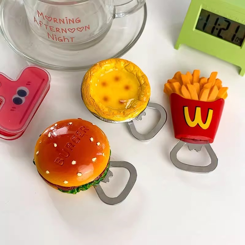 ハンバーグマグネット家庭用の個性的なアイデアビールの栓抜き冷蔵庫に磁気を貼って酒の瓶を開けます。|undefined